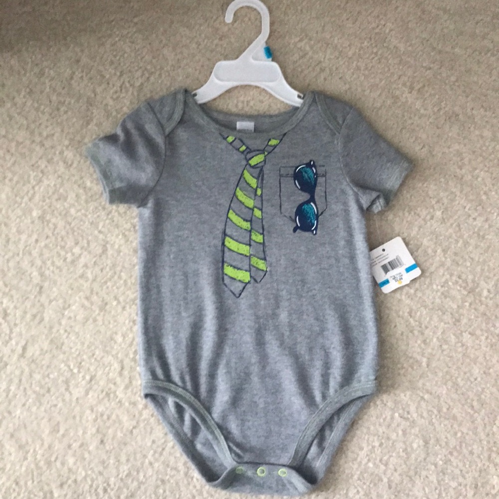 Short sleeve onesie.